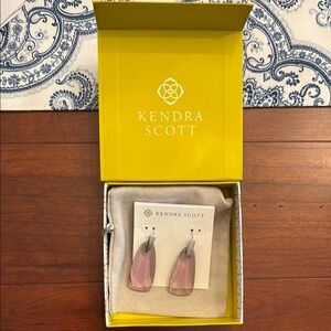 Kendra Scott Maize Lilac Earrings